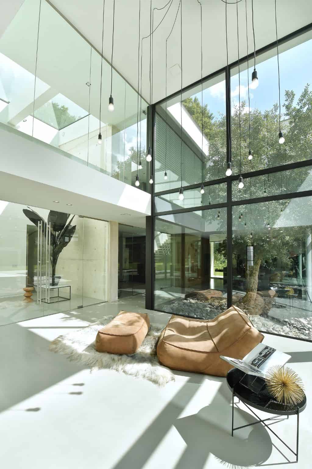 Akoestisch plafond in een woonkamer voor een optimale akoestiek